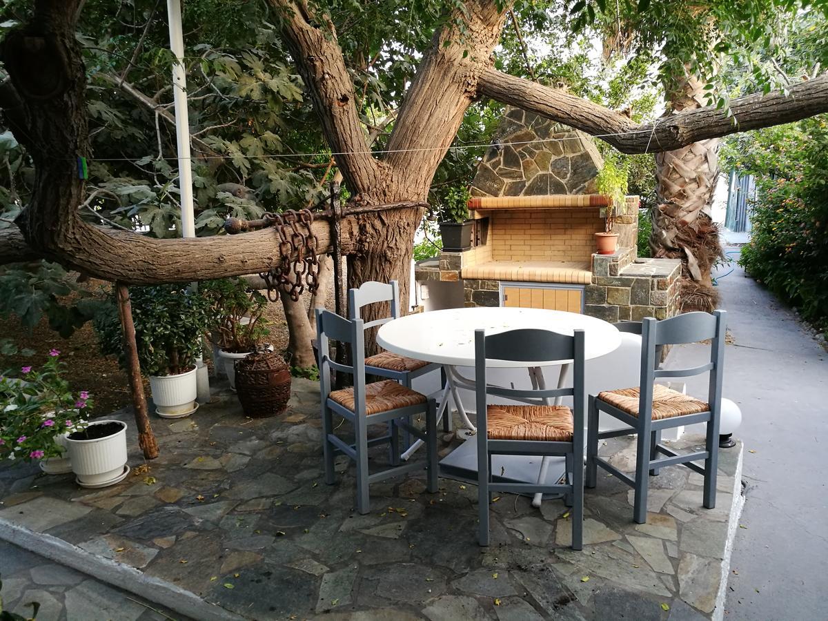 Gerania Milos Apartment Adamantas  Bagian luar foto