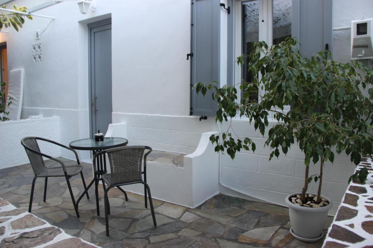 Gerania Milos Apartment Adamantas  Bagian luar foto