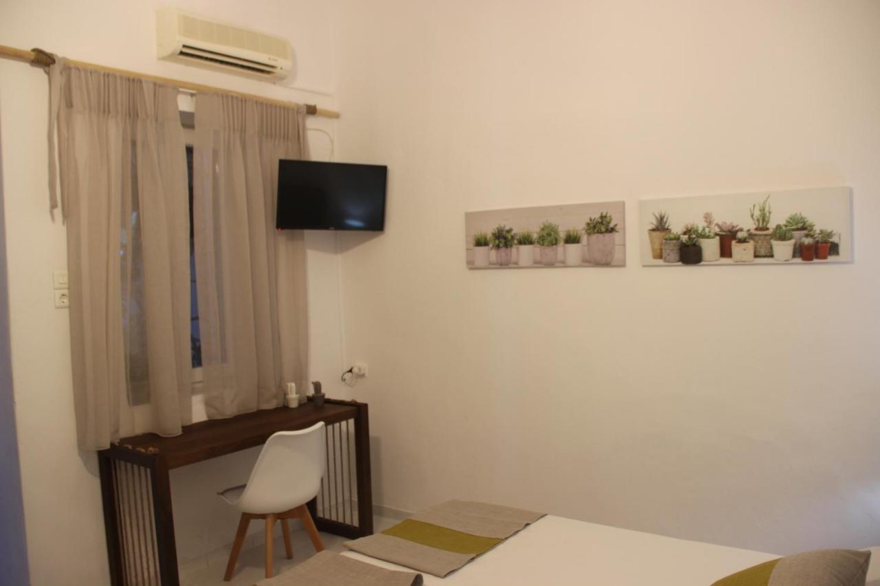 Gerania Milos Apartment Adamantas  Bagian luar foto