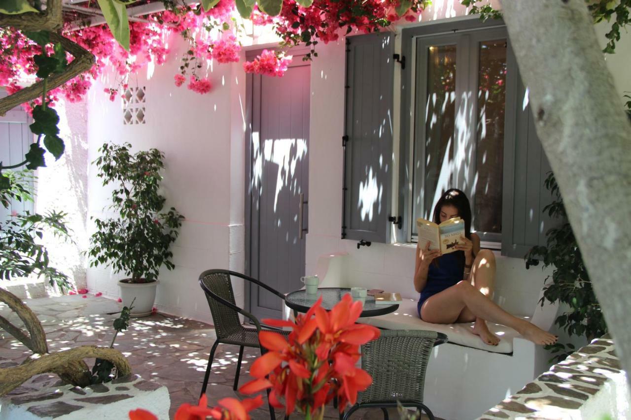 Gerania Milos Apartment Adamantas  Bagian luar foto
