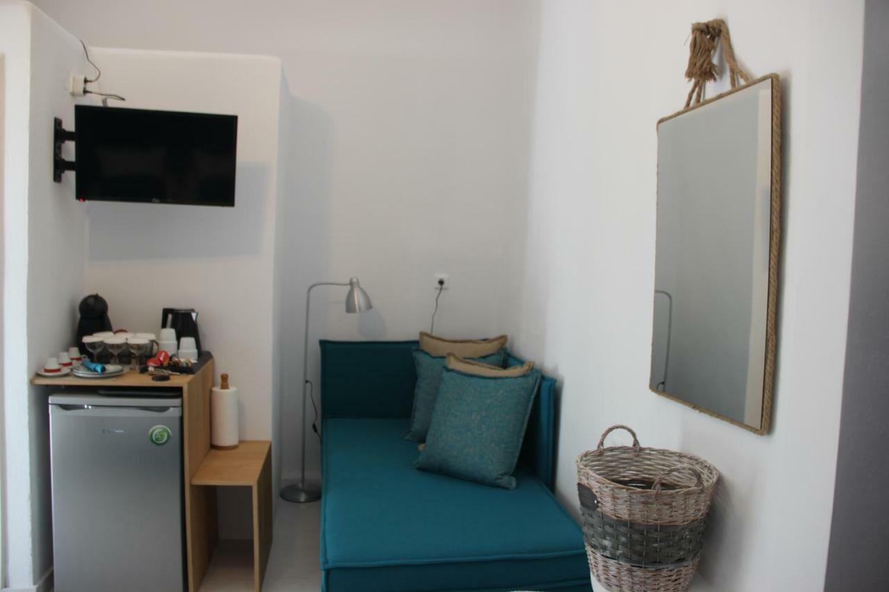Gerania Milos Apartment Adamantas  Bagian luar foto